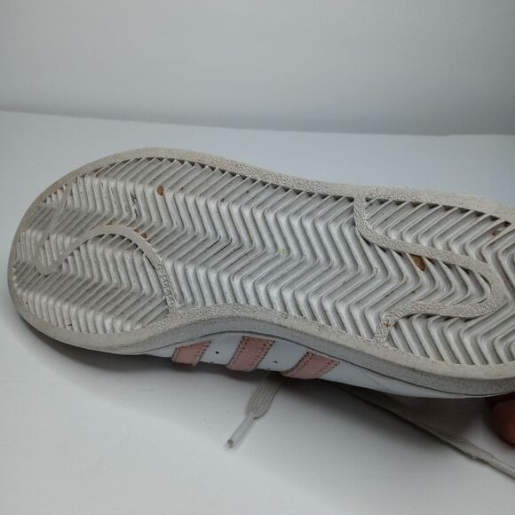 Adidas Superstar white and pink sneakers - Picture 7 of 7